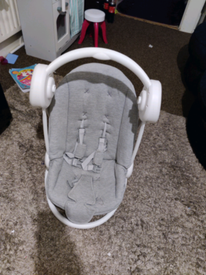mamas and papas swing chair batteries